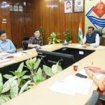 मुख्य सचिव आनंद बर्धन की अध्यक्षता में उत्तराखंड नागरिक उड्डयन (सिविल एविएशन) की समीक्षा बैठक की गई